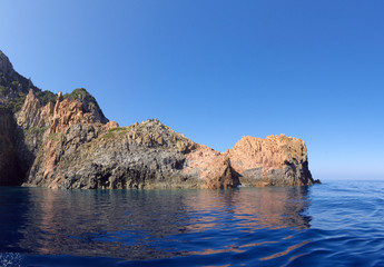 Fototapeta na wymiar Skały półwyspie gontów w Korsyka, Francja, Europa