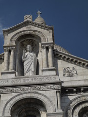 Cristo en la basílica del Sacre Coeur de Paris