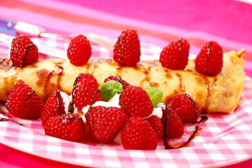 pancake with raspberry