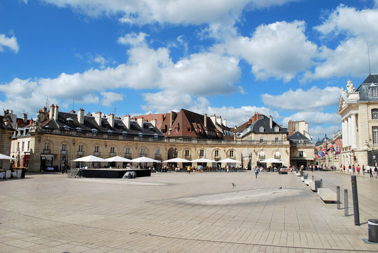 Place de la Libération de Dijon