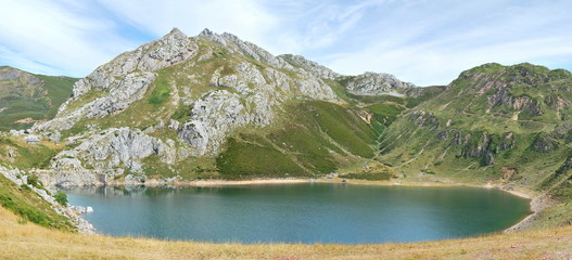 Lago La Cueva-Somiedo