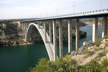 Fototapeta na wymiar bridge in dalmatia