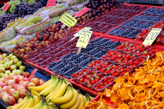 Fruit display in market