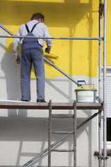 painter on a scaffold - obrazy, fototapety, plakaty