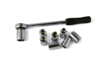 Cl&eacute; &agrave; cliquet avec douilles de serrage sur fond blanc