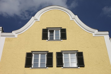 Gebäude