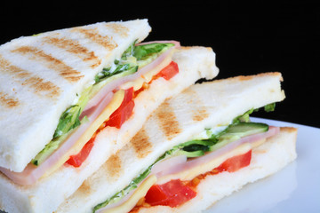 Toast with vegetables and ham