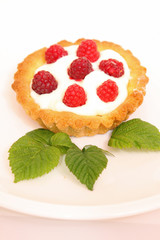 himbeer-torteletts mit frischkäse,gebäck