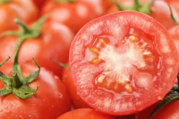 Selbstklebende Fototapeten Frische Tomaten © Arto