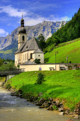 Fototapeta na wymiar Znani landmark Ramsau w Berchtesgaden - Bawaria / Niemcy