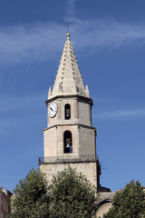 Fototapeta na wymiar Gros plan sur le clôcher de l'église des Accoules - Marseille