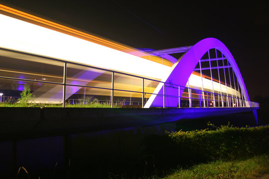 Br&uuml;cke f&uuml;r Stadtbahn in Ostfildern Scharnhauser Park