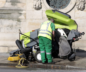 Nettoyage des rues de Paris