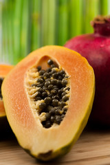 Papaya und Granatapfel