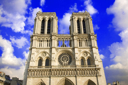 france,paris : notre-dame,fa&ccedil;ade