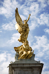 Fototapeta na wymiar London - Victoria memorial