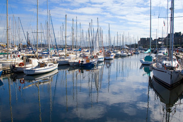 Fototapeta na wymiar Saint Malo-port turystyczny