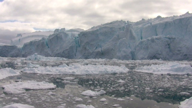 Iceberg wall