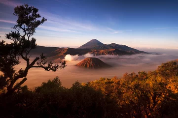 Fotobehang Indonesië Vulkaan.