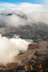 Obraz na płótnie Canvas Główny krater wulkanu Poas