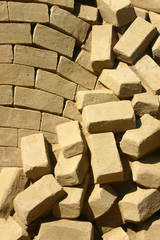 Sandsteinmauer Ziegel
