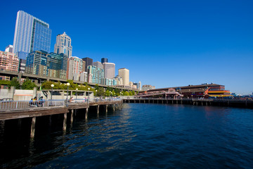 Seattle Waterfront City Skyline - 17174911