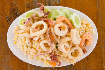 Fried rice with seafood