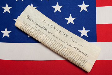 Fototapeta premium Flagge der USA mit Unabhängigkeitserklärung