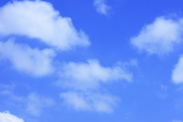 Naklejka premium niebieskie niebo