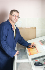 Printer checking a print run