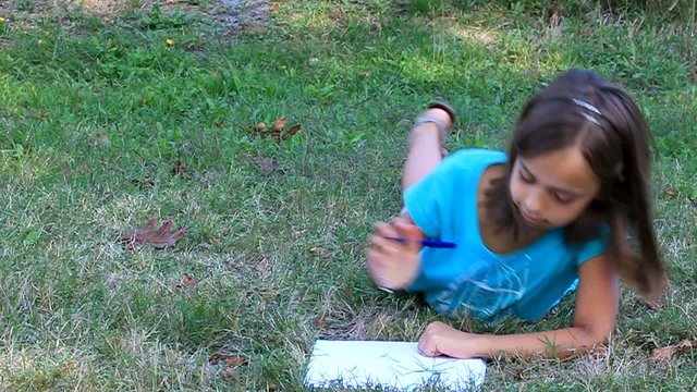 po&eacute;sie dans l'herbe