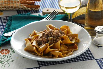 Pappardelle al ragù d anatra - Primi Toscana