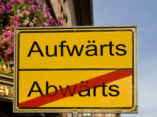 Obraz premium Aufwärts - Abwärts