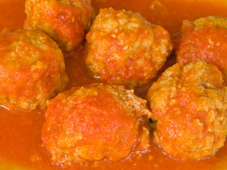 Meatballs in tomato sauce