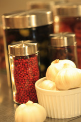 食材が入ったガラス瓶