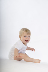 Fototapeta premium baby sitzend