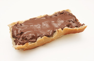 Tartine aux noisettes