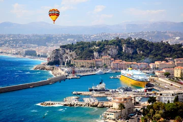 Tuinposter luchtfoto van de stad Nice Frankrijk © Gary