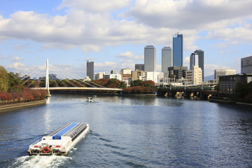 Naklejka premium 水上バスとobp