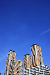 Fototapeta na wymiar Mieszkanie wieżowiec