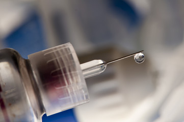 leaking insulin needle