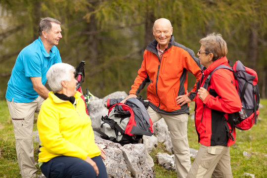 four senior wanderers  taking short break close
