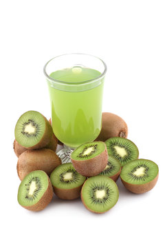 Kiwi fruits and juice