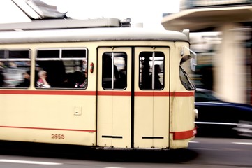 Straßenbahn auf Tempo
