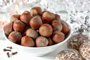 weihnachten haselnüsse