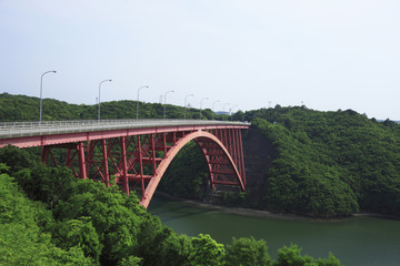 的矢湾大橋