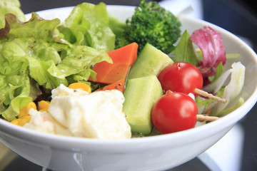 サラダ