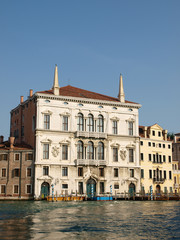 Fototapeta na wymiar Wenecja - Exquisite antyczny budynek przy Canal Grande