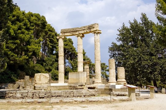 Grecia, gli scavi di Olimpia - 01