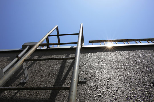 141 Best 貯水タンク Images Stock Photos Vectors Adobe Stock